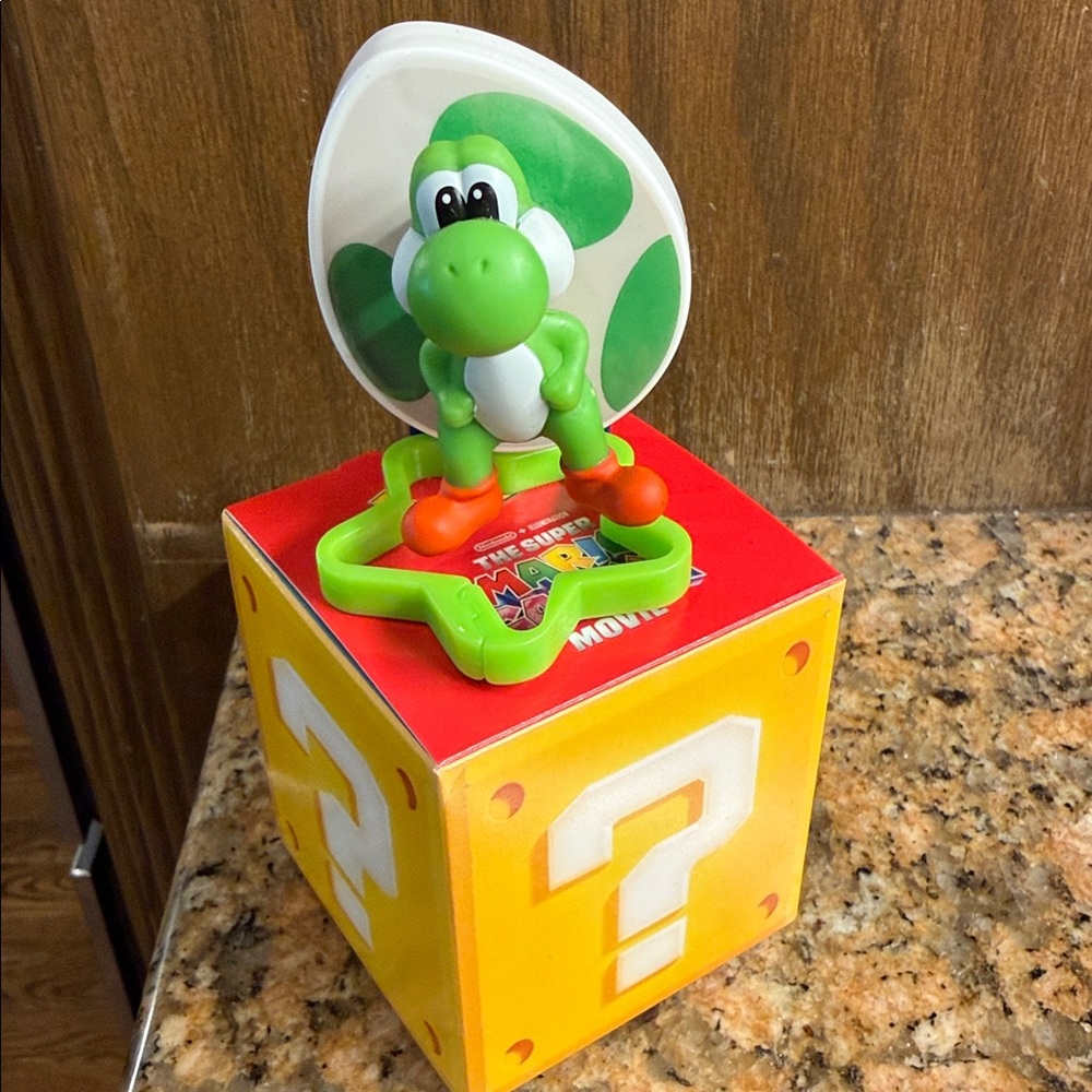 McDonalds Super Mario Galaxy Happy Meal Toys #5 Yoshi